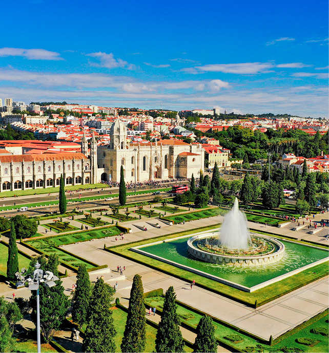 Aerial view of Jerónimos Monastery